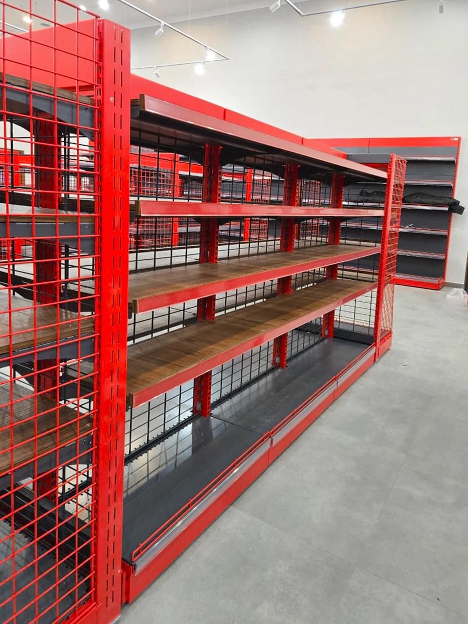 4RM Retail Shelving