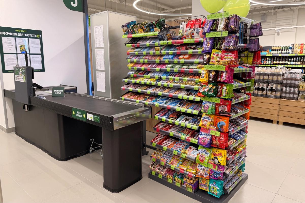 Self-service checkouts